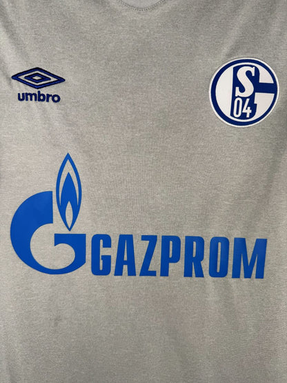 Écusson Schalke 04 et sponsor Gazprom, maillot extérieur 2018-2019 Umbro