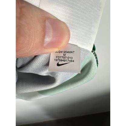 Étiquette d'authenticité avec code Nike FD7757-010 prouvant l'originalité du maillot