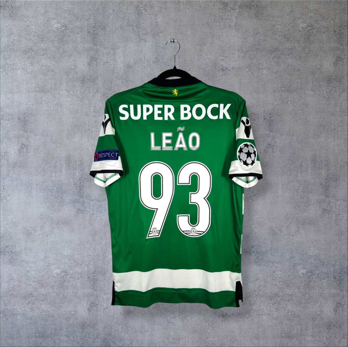 Maillot Sporting CP 2017-2018 domicile vert et blanc, dos floqué Leão 93, Super Bock