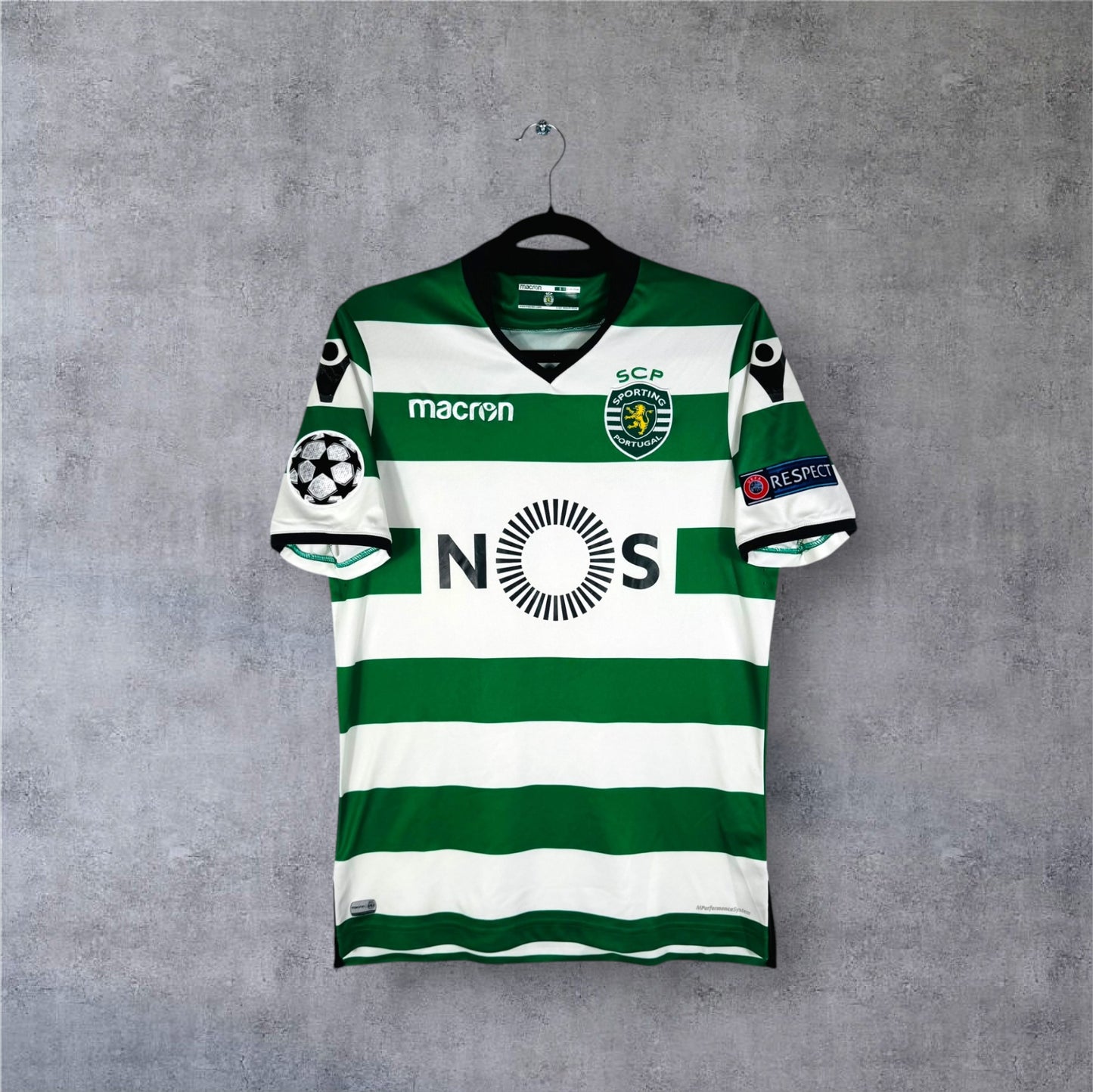 Maillot authentique Sporting CP 2017-2018 Domicile Macron vue de face