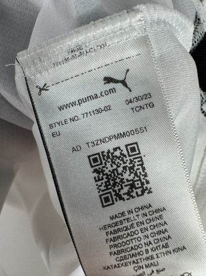 Étiquette PUMA d'origine et code d'authenticité 771130-02 du maillot Stade Rennais 2023-2024