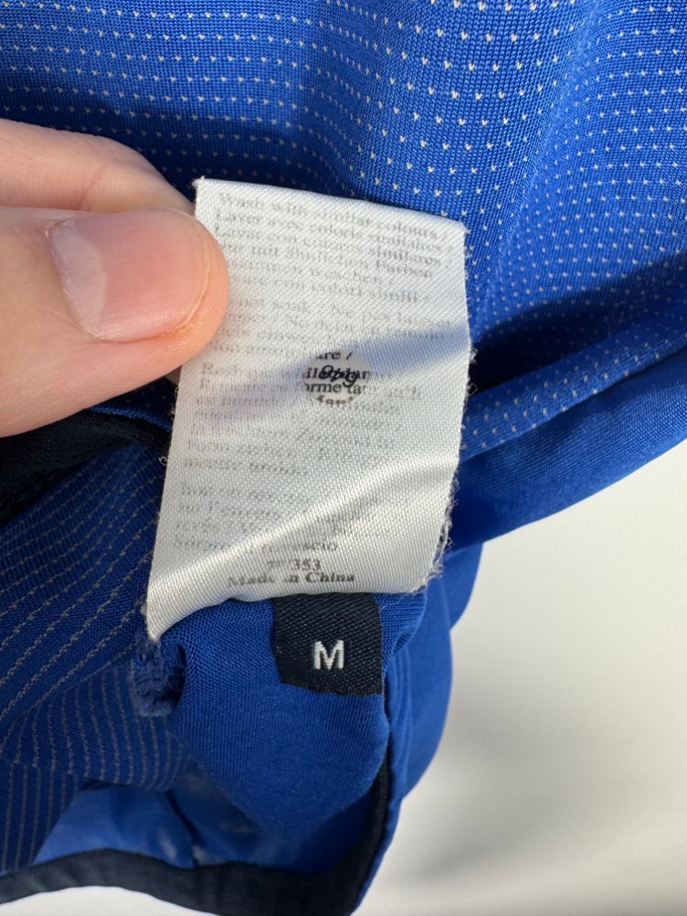 Étiquette d'authenticité Umbro prouvant l'originalité du maillot