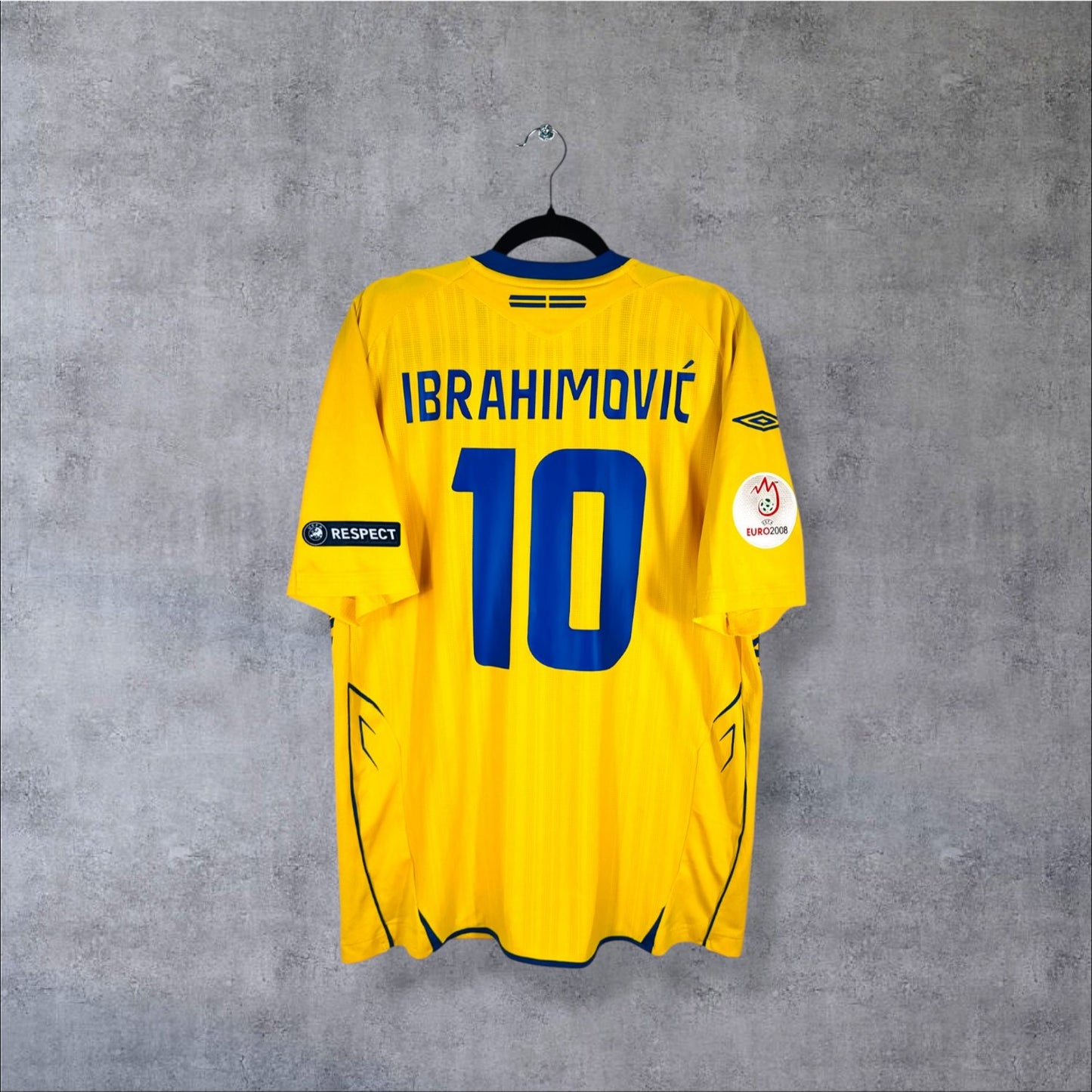 Flocage Ibrahimović numéro 10 sur maillot Suède Euro 2008 Domicile
