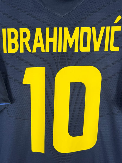 Détail du flocage jaune Ibrahimović 10, maillot Suède extérieur Euro 2008