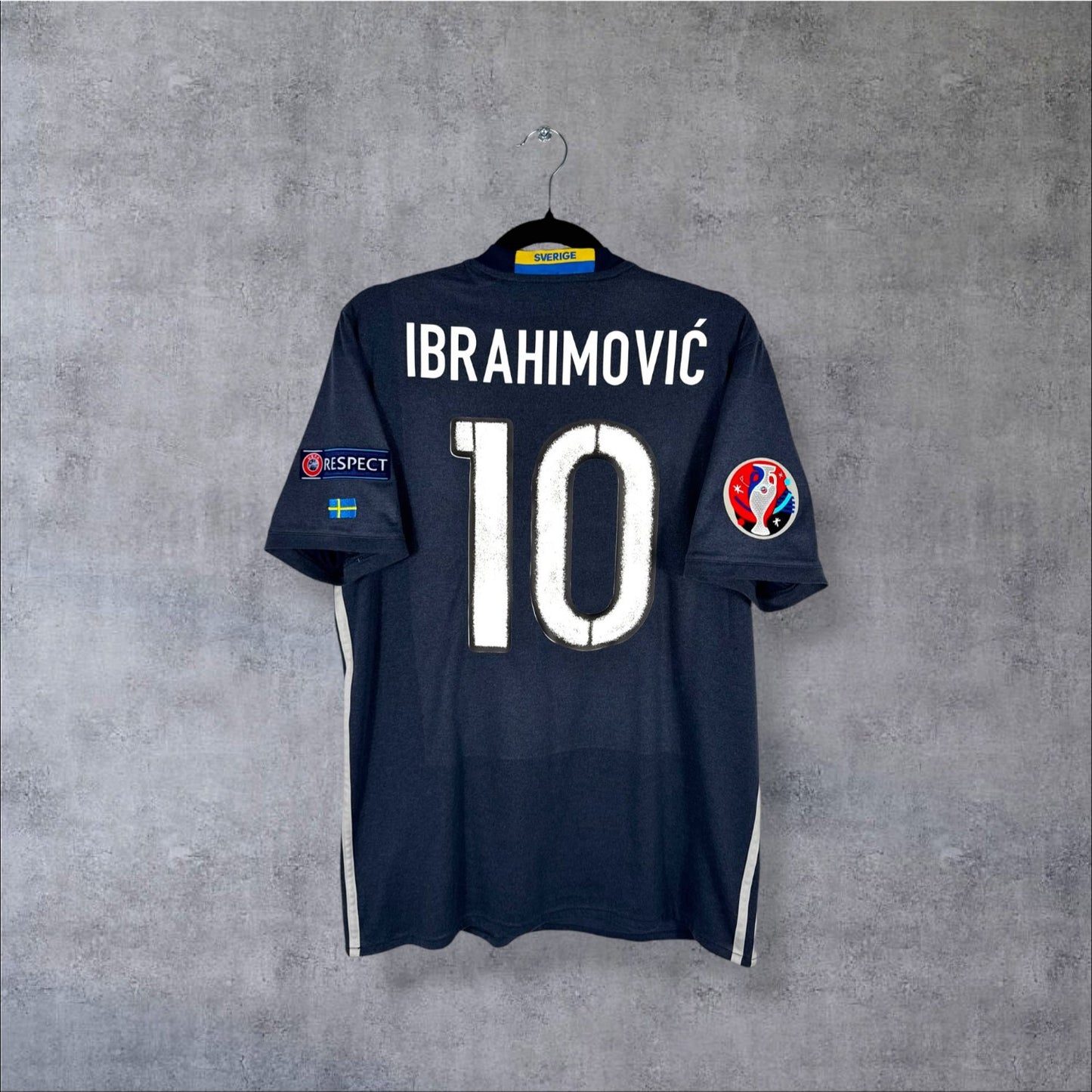 Flocage Ibrahimović numéro 10 sur maillot Suède Euro 2016 Extérieur taille M