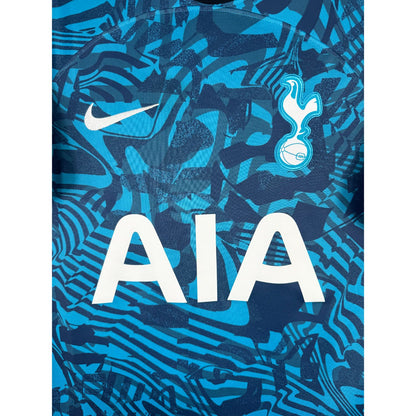 Détail de l'écusson de Tottenham et du logo Nike