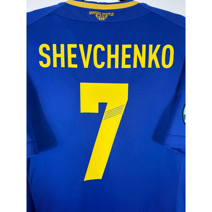 Détail de la typographie du flocage sur le numéro 7 d'Andriy Shevchenko