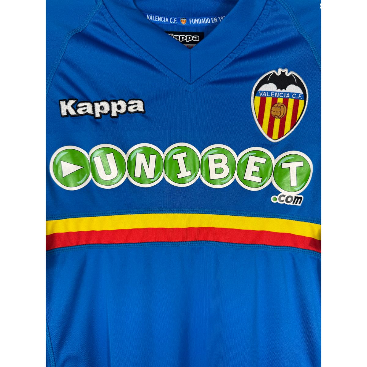 Détail de l'écusson de Valence et du logo Kappa