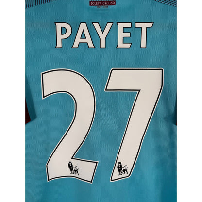 Détail de la typographie du flocage sur le numéro 27 de Dimitri Payet