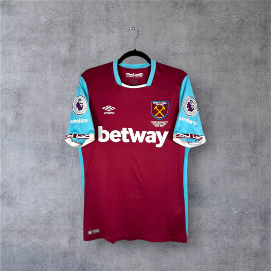 Maillot authentique West Ham 2016-2017 Domicile Umbro vue de face