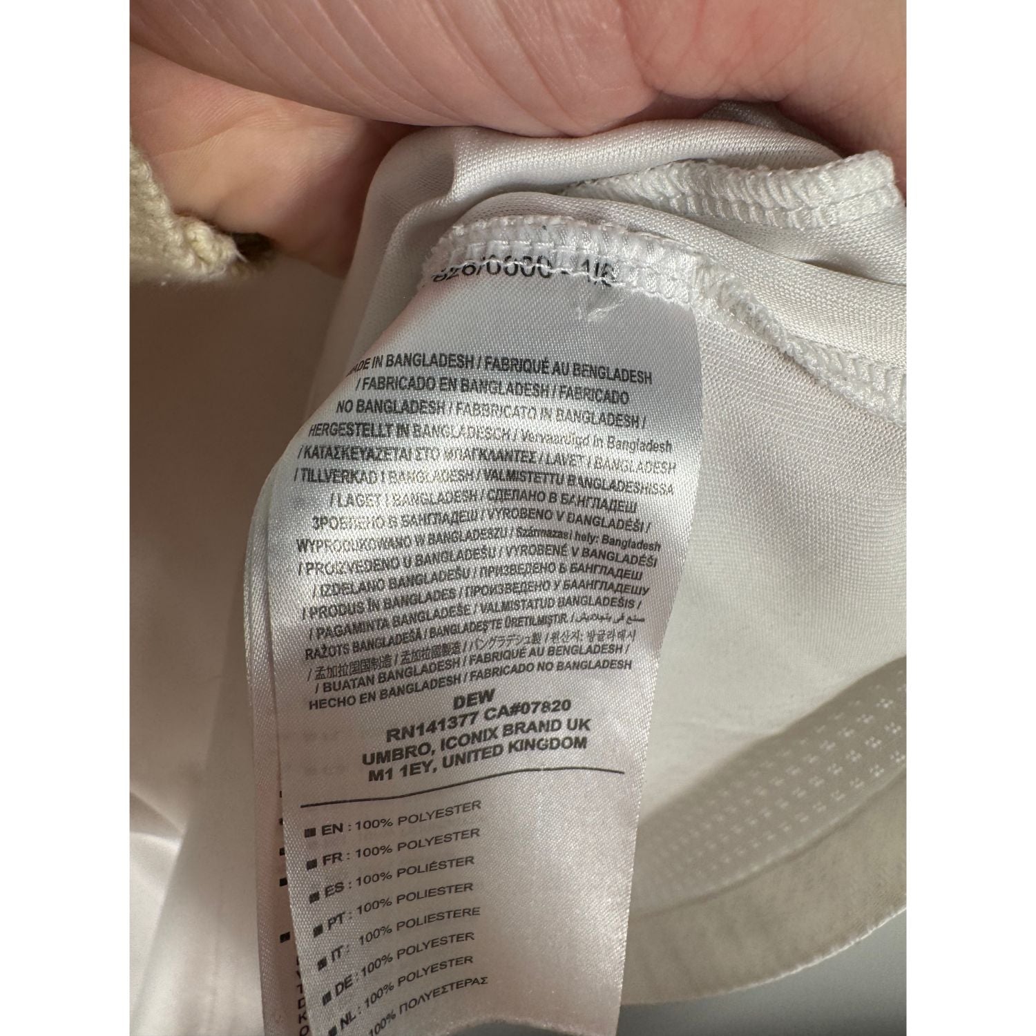 Étiquette d'authenticité Umbro prouvant l'originalité du maillot