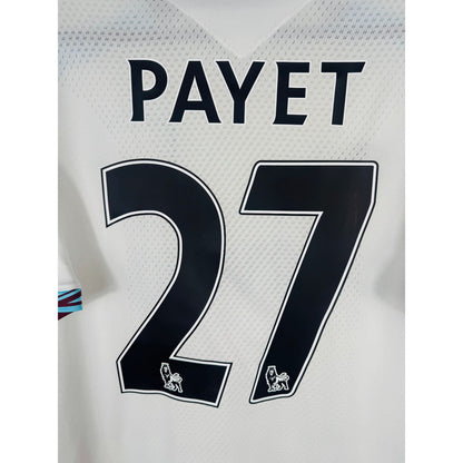Détail de la typographie du flocage sur le numéro 27 de Dimitri Payet