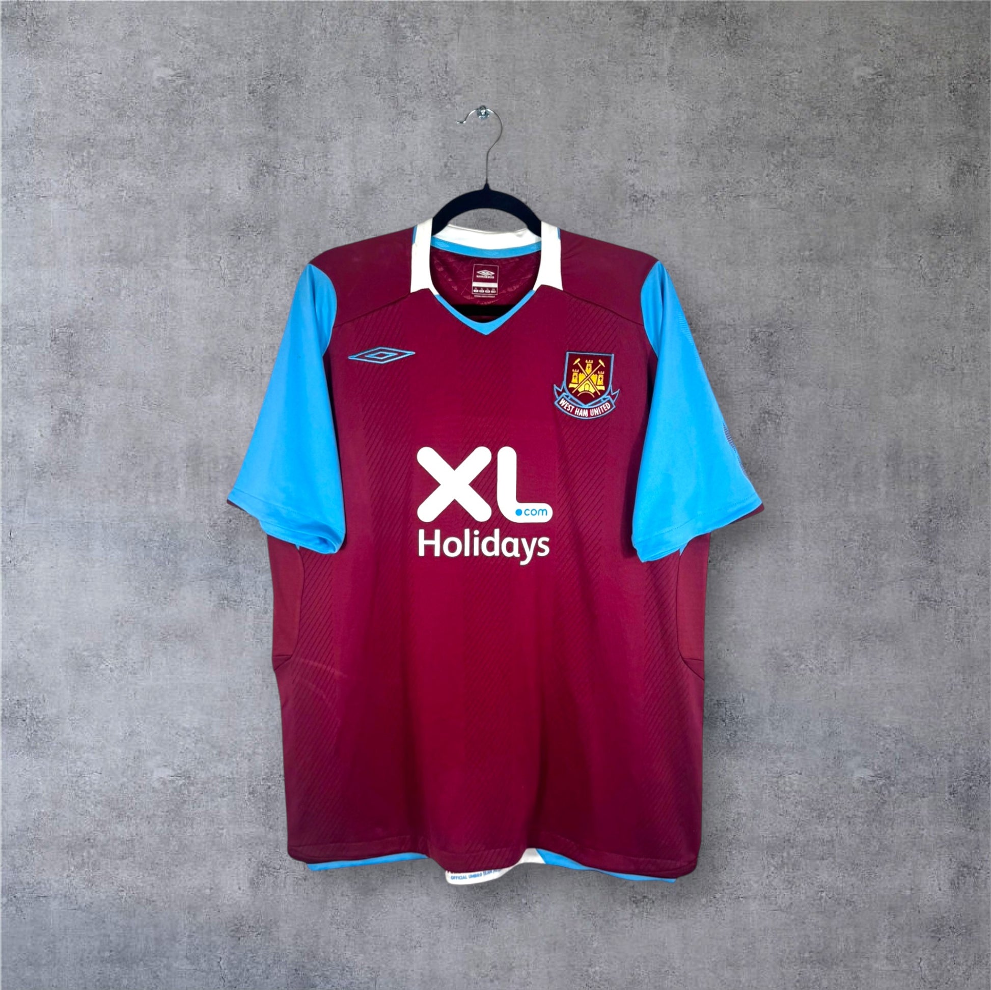 Vue de face du maillot West Ham 2007/08 sponsor XL Holidays taille XL.