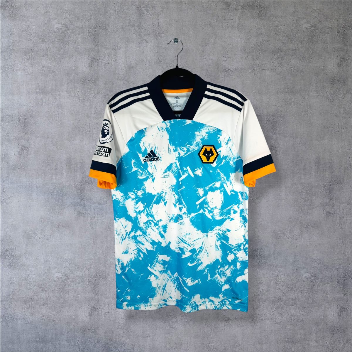 Face du maillot Wolverhampton 2020-2021 extérieur adidas au motif peinture bleu et blanc