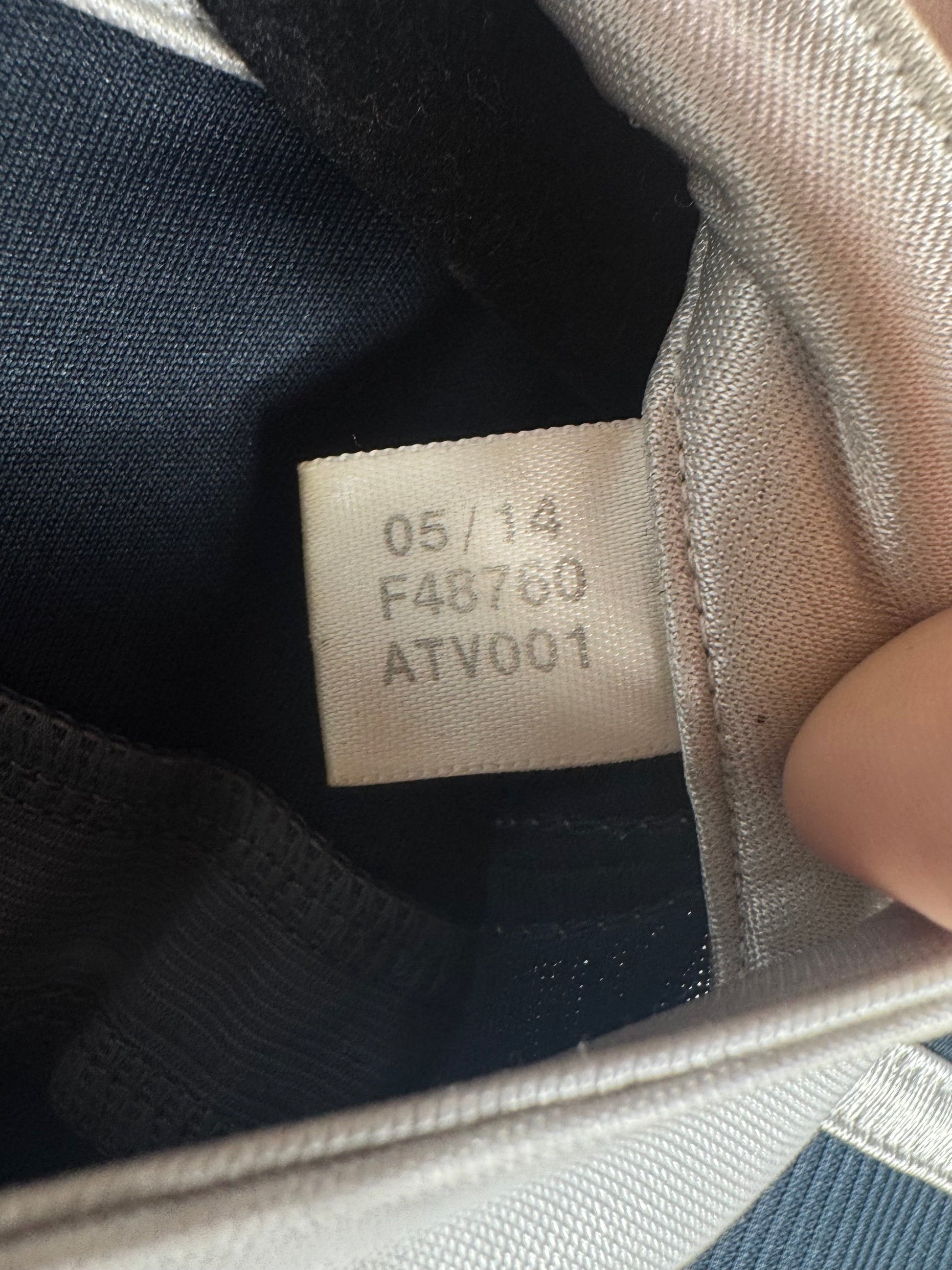 Étiquette d'authenticité officielle et code produit certifié - Maillot OL 2014-2015 Third Fekir N°18