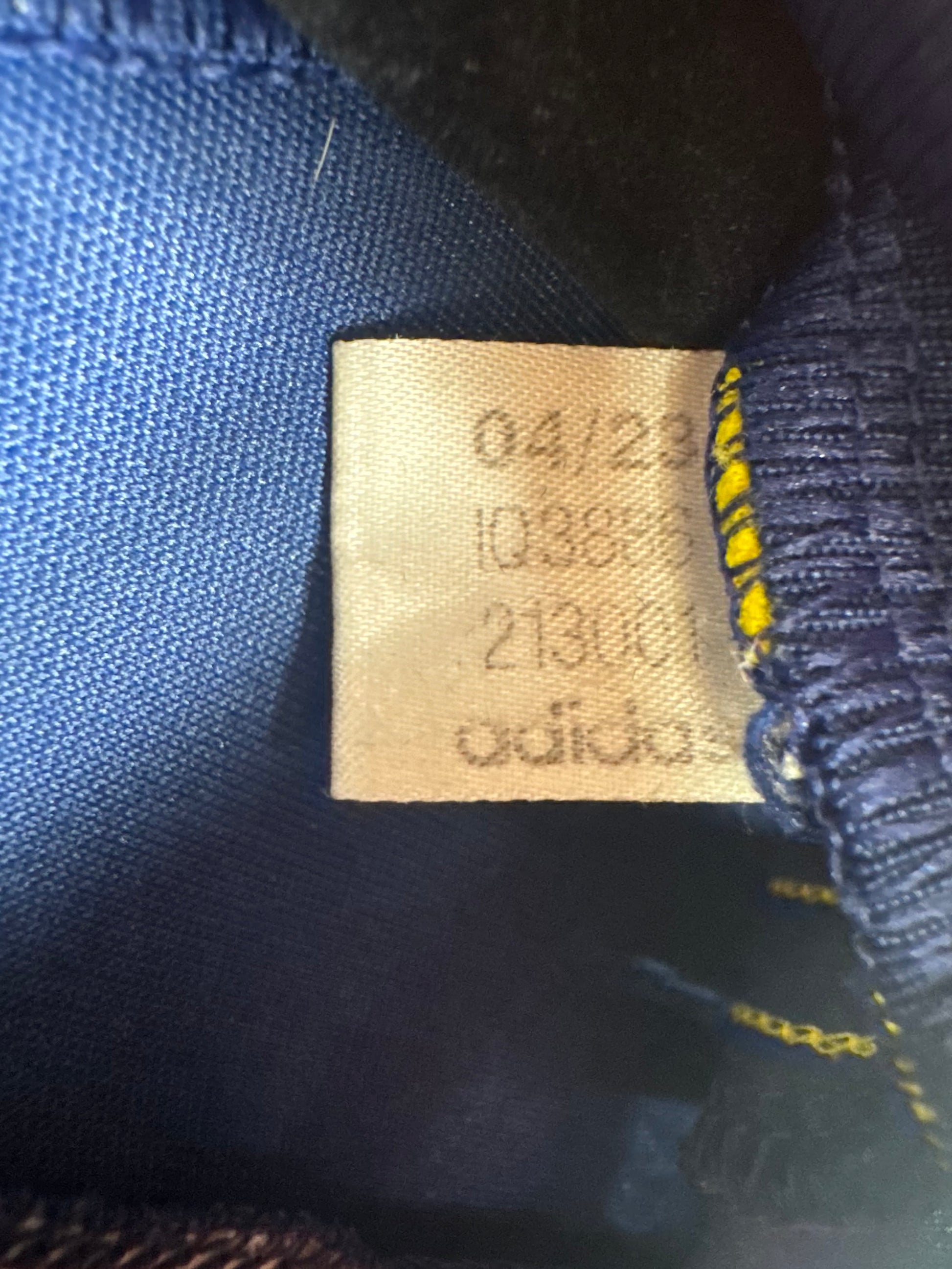 Étiquette d'authenticité officielle et code produit certifié - Maillot OL 2023-2024 Third Cherki N°18