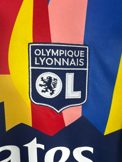 Détails du logo - Maillot OL 2023-2024 Third Cherki N°18