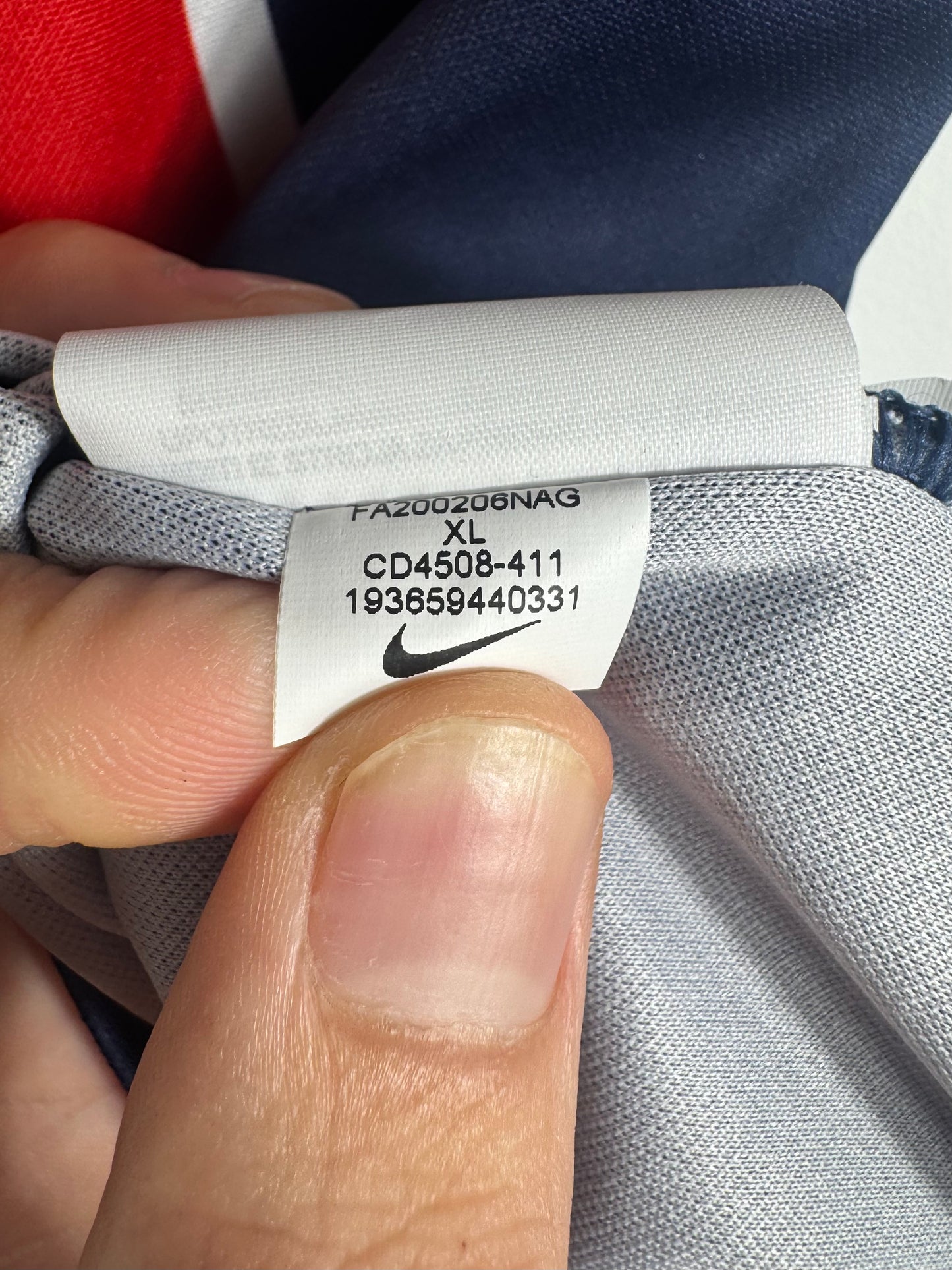 Étiquette d'authenticité officielle et code produit certifié - Maillot PSG 2020-2021 Domicile Mbappé N°7