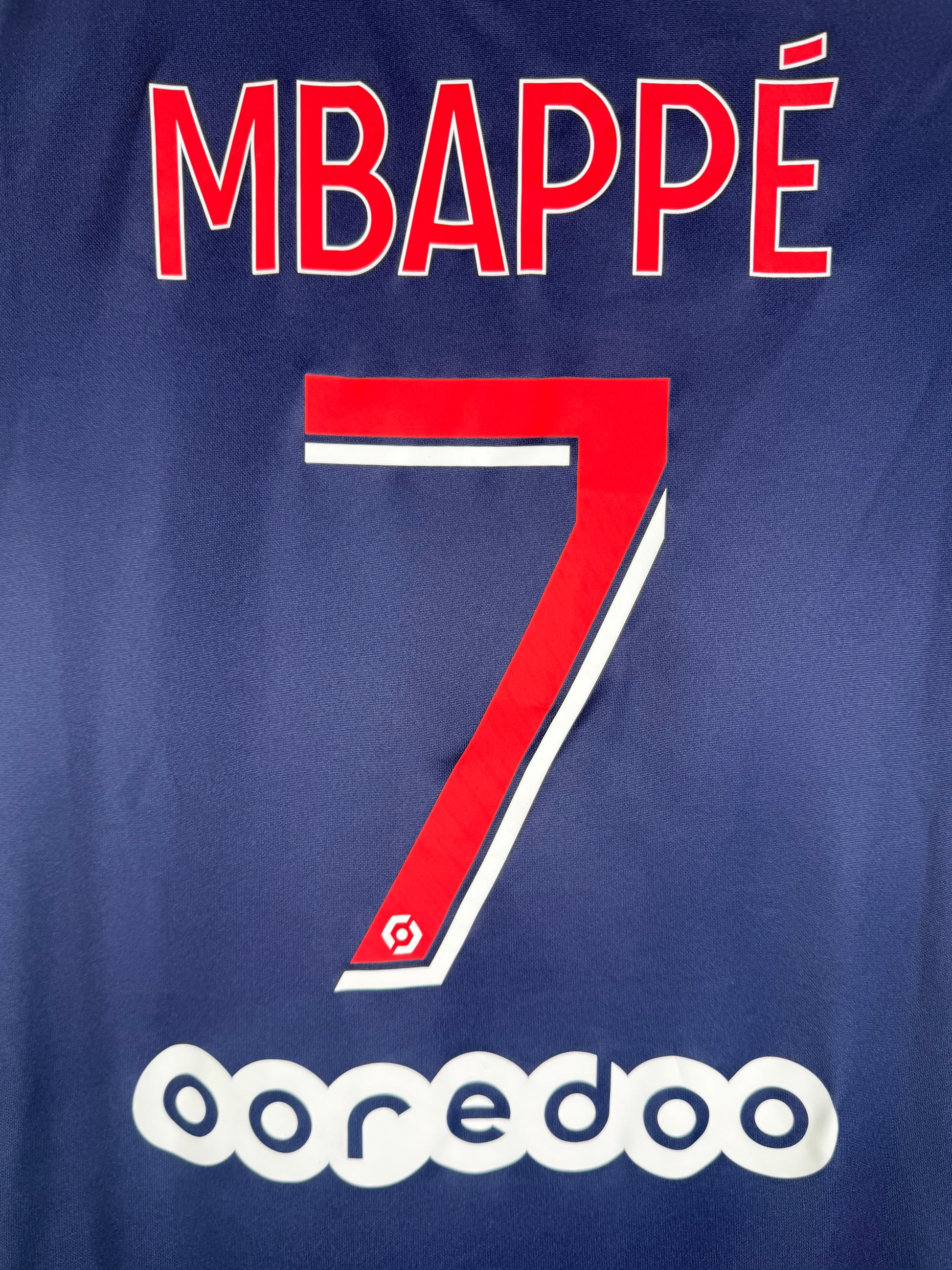 Flocage officiel arrière Mbappé 7 - Maillot PSG 2020-2021 Domicile